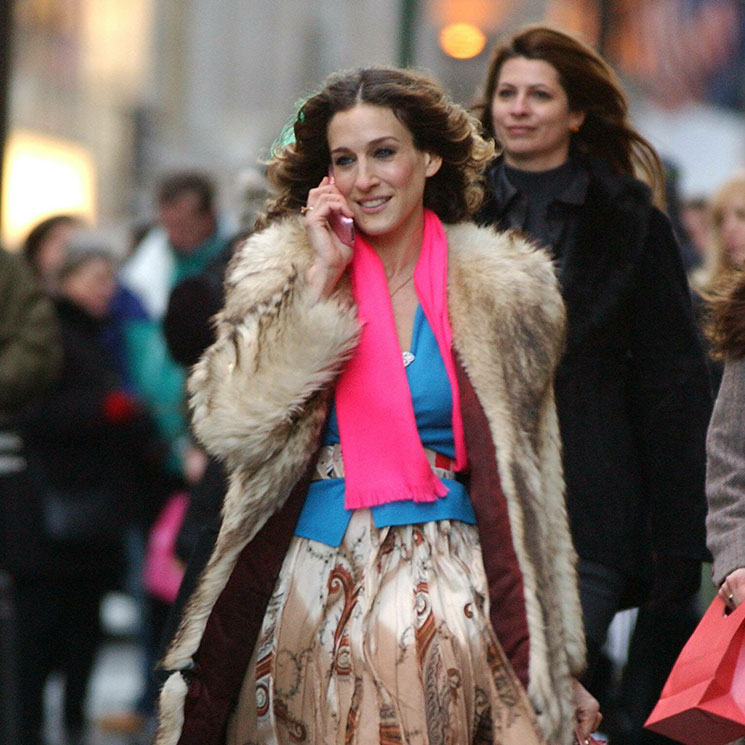 La prensa recuerda a Carrie Bradshaw con el último 'look' de ‘street style’ de Sarah Jessica Parker