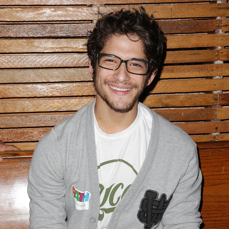 'Shopping': lentes graduadas, el accesorio 'it' de Tyler Posey que triunfa esta temporada