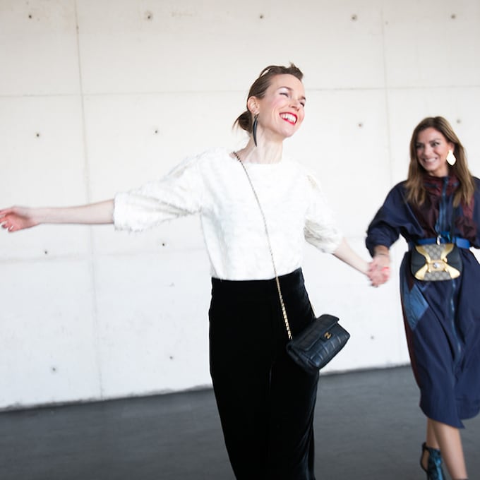 El poder de los accesorios en Fashion Week Madrid: bolsos y zapatos que reinventan un look