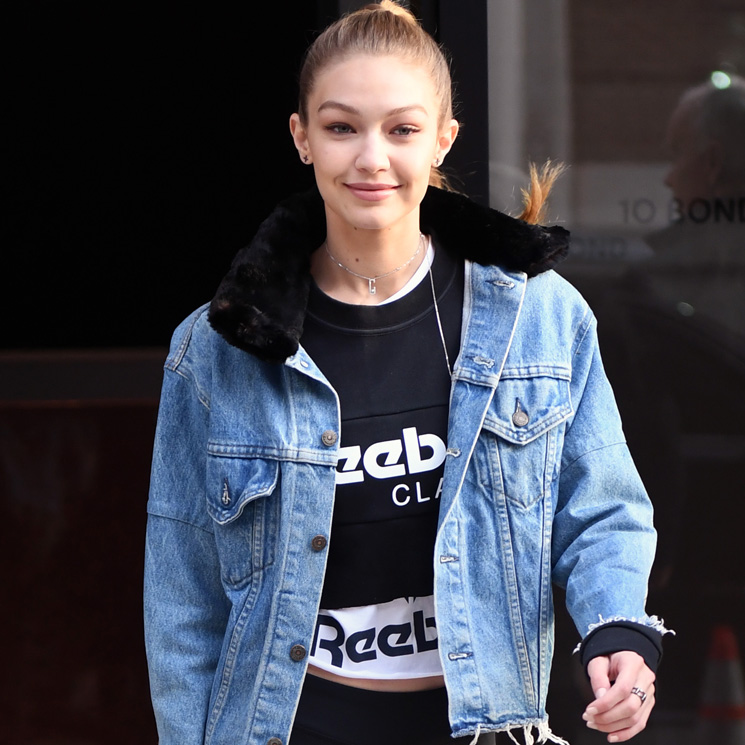 Gigi Hadid en 15 'looks' de invierno, ¿cuál ha sido su mejor 'outfit' del mes?