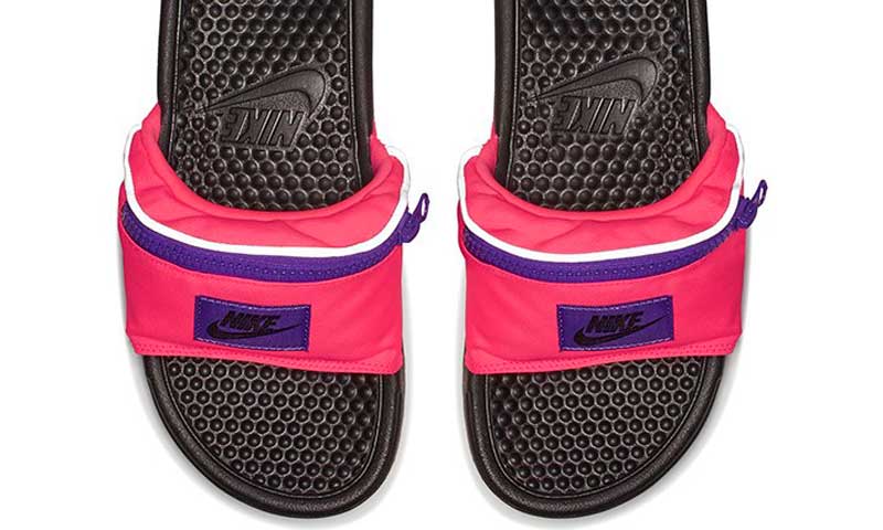 Chanclas riñonera de Nike color rosa