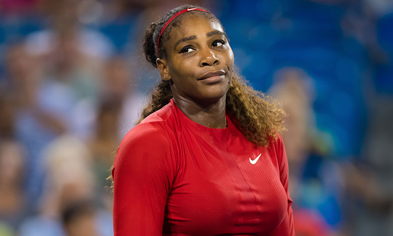 La polémica sobre el traje de 'superheroína' de Serena Williams en su retorno a las pistas