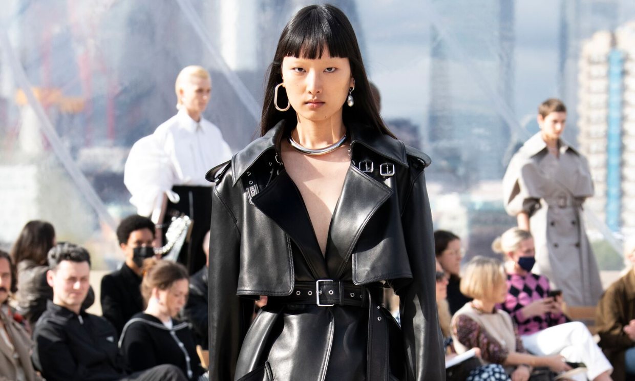Qué es la 'rebellious fashion' y por qué será la gran tendencia de moda de 2022