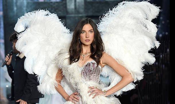 Victoria’s Secret Fashion Show 2015: Todos los ‘looks’ de la pasarela, foto a foto