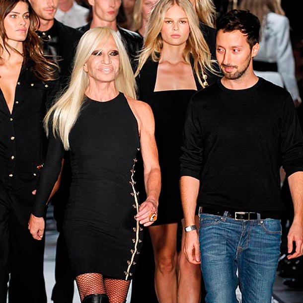 Anthony Vaccarello deja Versus Versace y ficha por Saint Laurent