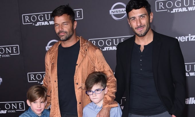 Los hijos de Ricky Martin ¡con papá a la alfombra roja!