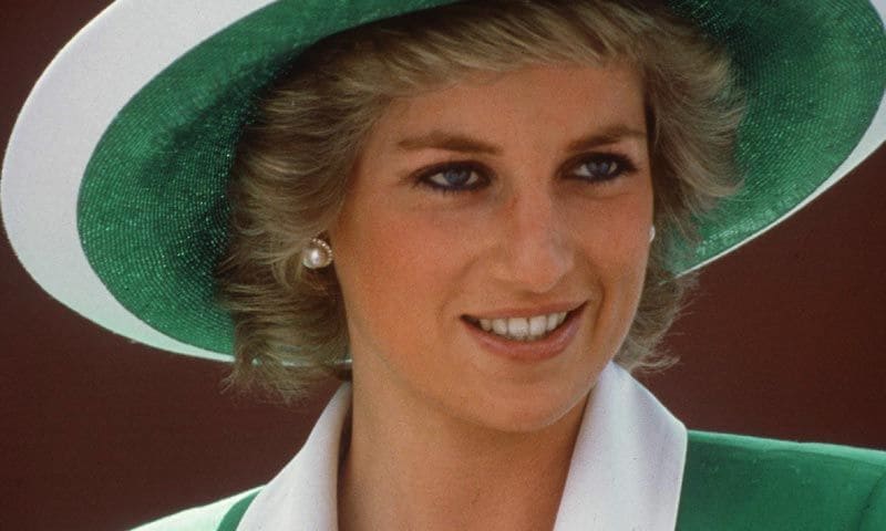 La sorprendente colección de sombreros que convirtieron a Lady Di en icono