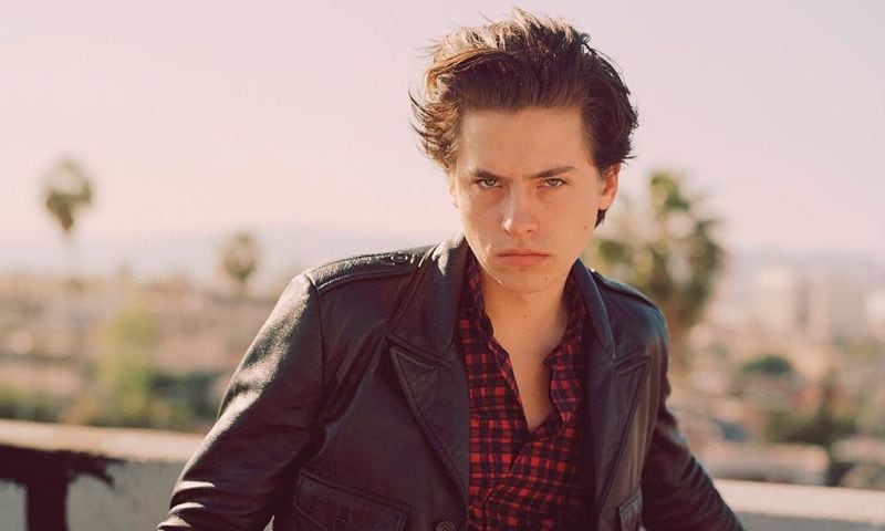 Cole Sprouse, de chico Disney a fotógrafo de moda e 'influencer'