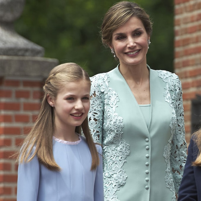 De Reina a Princesa: 10 consejos de estilo que doña Letizia ha enseñado a Leonor