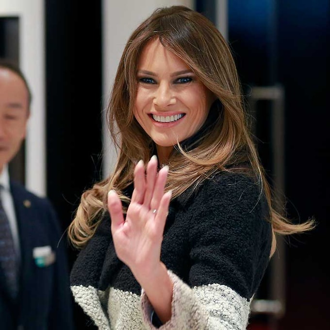 Melania Trump pisa fuerte en Japón con una firma española