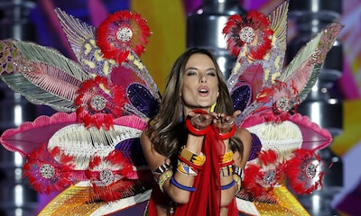 Alessandra Ambrosio cuelga sus 'alas' y anuncia su retirada definitiva de las pasarelas