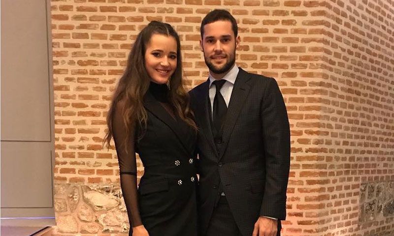 Malena Costa, la última modelo en llevar el vestido-americana de Zara