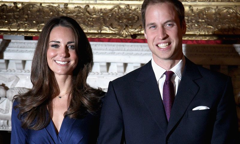 El vestido de compromiso de la Duquesa de Cambridge puede ser tuyo por menos de 120 euros