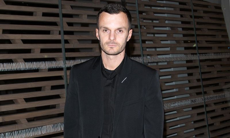 Dior Homme renueva de forma exprés a su director creativo