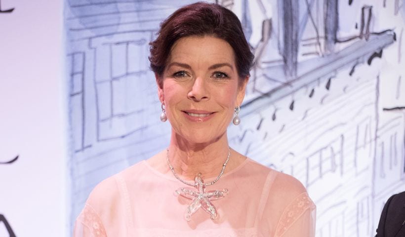 Carolina de Mónaco estrena un diseño 'Couture' y amplía su colección de vestidos icónicos