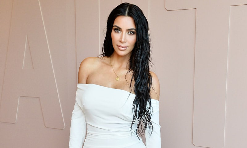 El 'selfie' de Kim Kardashian en lencería