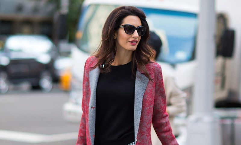 ¿De verdad Amal Clooney se ha vestido 'a lo Kardashian'?