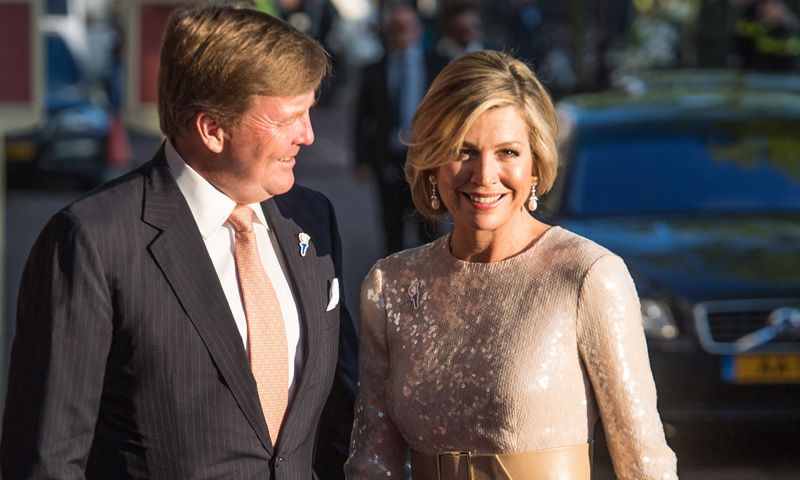 La fascinación de Máxima de Holanda por los vestidos de Claes Iversen