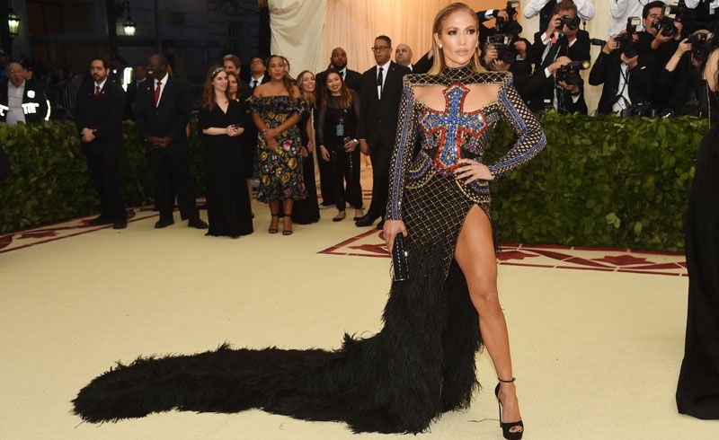 ¿Cual ha sido el mejor look de la alfombra roja de la Gala MET 2018?