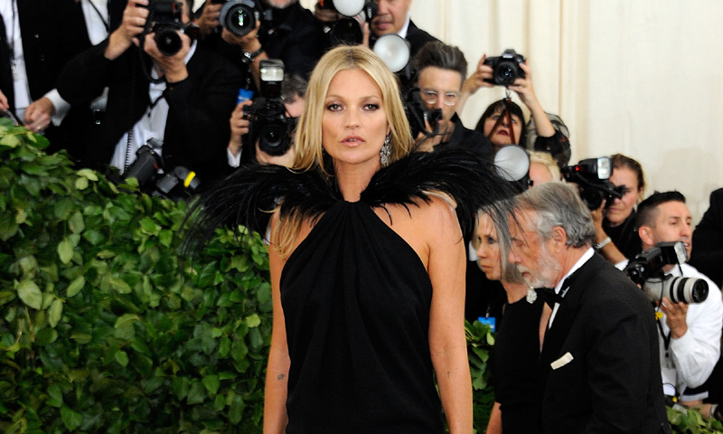 Kate Moss regresa al Met para probar que sigue siendo la musa que fue hace 9 años