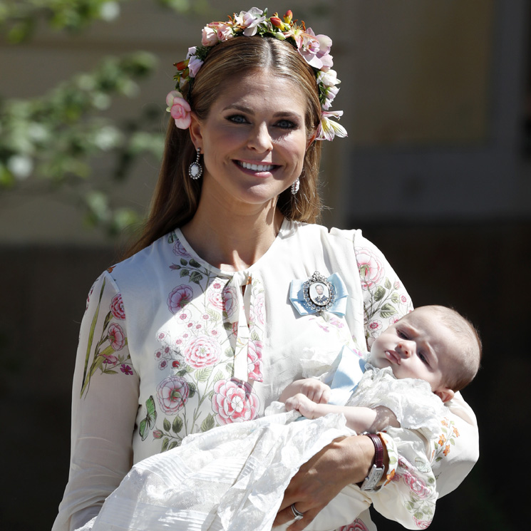 Un bautizo, tres estilos: los looks de las princesas suecas al detalle