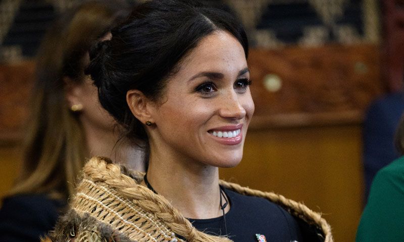 Todos los looks premamá de Meghan Markle en su visita oficial a Oceanía