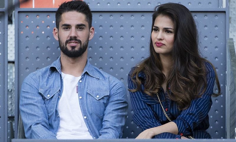 Ellas ‘influencers’, ellos futbolistas: ¿quiénes son las parejas más ‘trendy’?