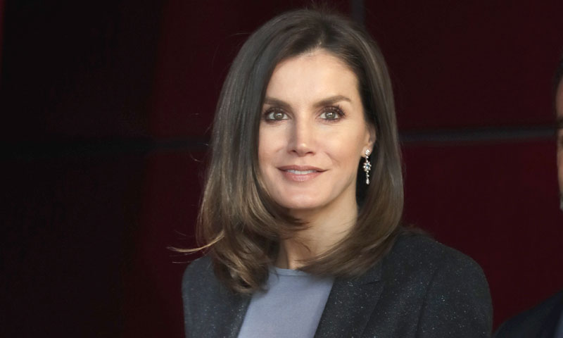 El vestidor de doña Letizia escondía un secreto: su chaqueta brillante