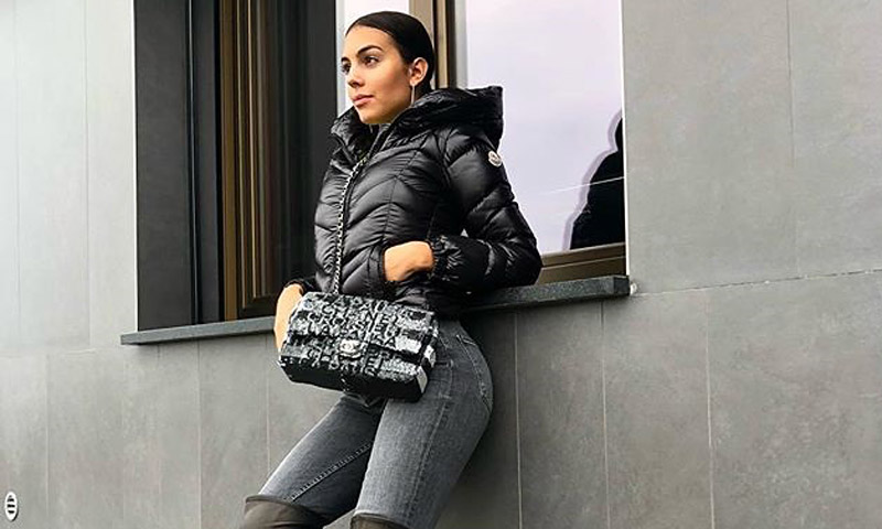 ¡Fuerza Juventus! El look talismán con el que Georgina Rodríguez apoya a Cristiano