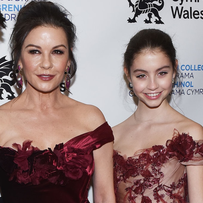 ¿Quién es quién? Catherine Zeta-Jones y su hija juegan al despiste con su look 'twinning'