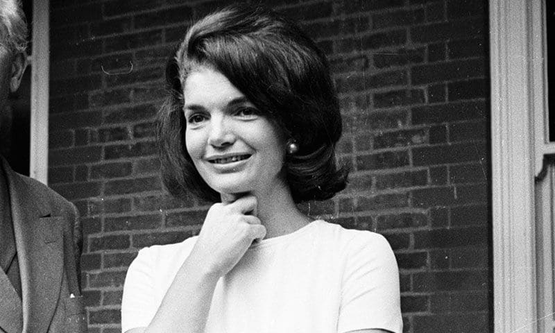 La historia tras el vestido que llevaron Jackie Kennedy, su hija y su nieta La historia tras el vestido que llevaron Jackie Kennedy, su hija y su nieta