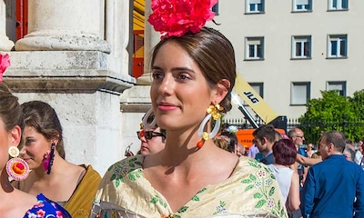 El poder de los accesorios llega a Sevilla: Sofía Palazuelo reinventa el traje de flamenca