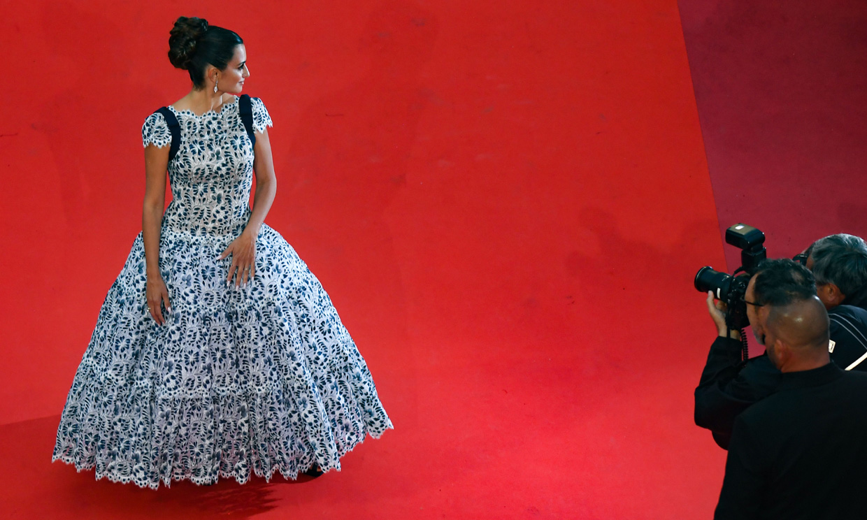 Penélope Cruz, reina de la alfombra roja en Cannes con un vestido de cuento de hadas