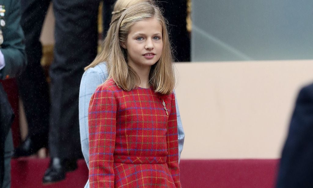 La influencia de los vestidos 'corola' de doña Letizia en el armario de Leonor