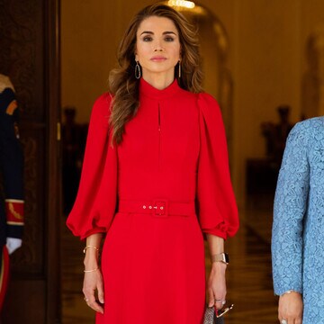 Rania de Jordania y Meghan Markle confirman el fenómeno de las mangas 'puffy' en palacio