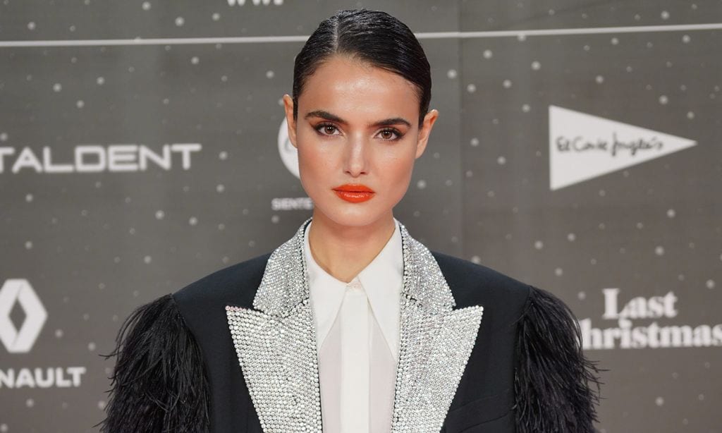 Blanca Padilla y Tamara Falcó comparten mesa (y truco de estilo) en Los40 Music Awards