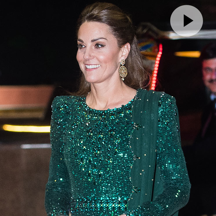 Pedrerías, lentejuelas y mucho brillo: los vestidos-joya más fabulosos de las 'royals'