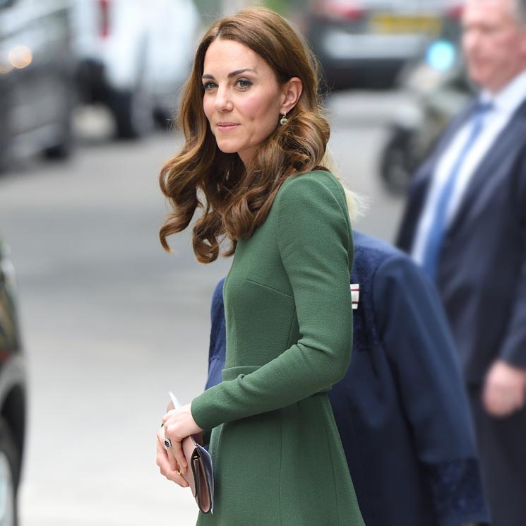El diseño misterioso con el que Kate amplía su colección de vestidos verdes