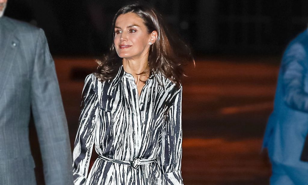 La inesperada conexión de la Reina con un ángel de Victoria's Secret: el vestido 'Danimala'