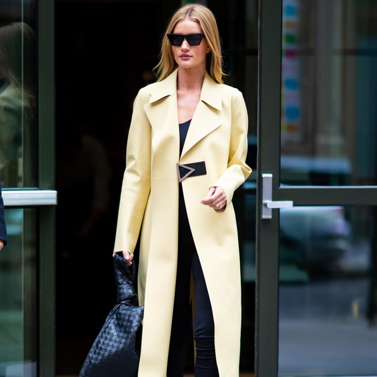 Vístete como las británicas más estilosas con los 6 looks de Rosie Huntington-Whiteley