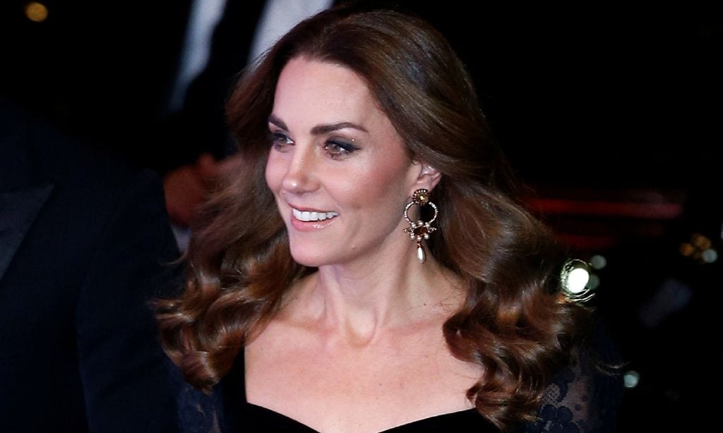 El doble guiño de Olivia Colman (’The Crown’) a Kate Middleton en los Globos de Oro