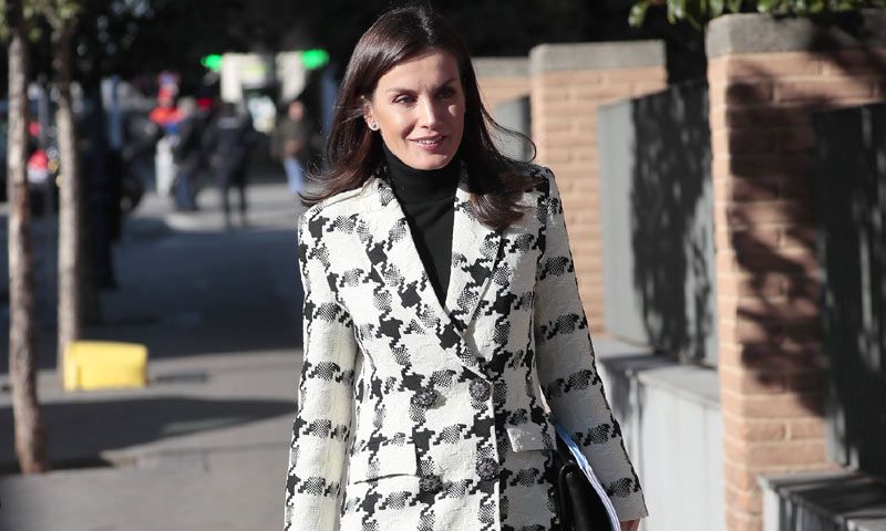 De doña Letizia a Máxima de Holanda: las 'royals' empiezan 2020 vistiendo moda española