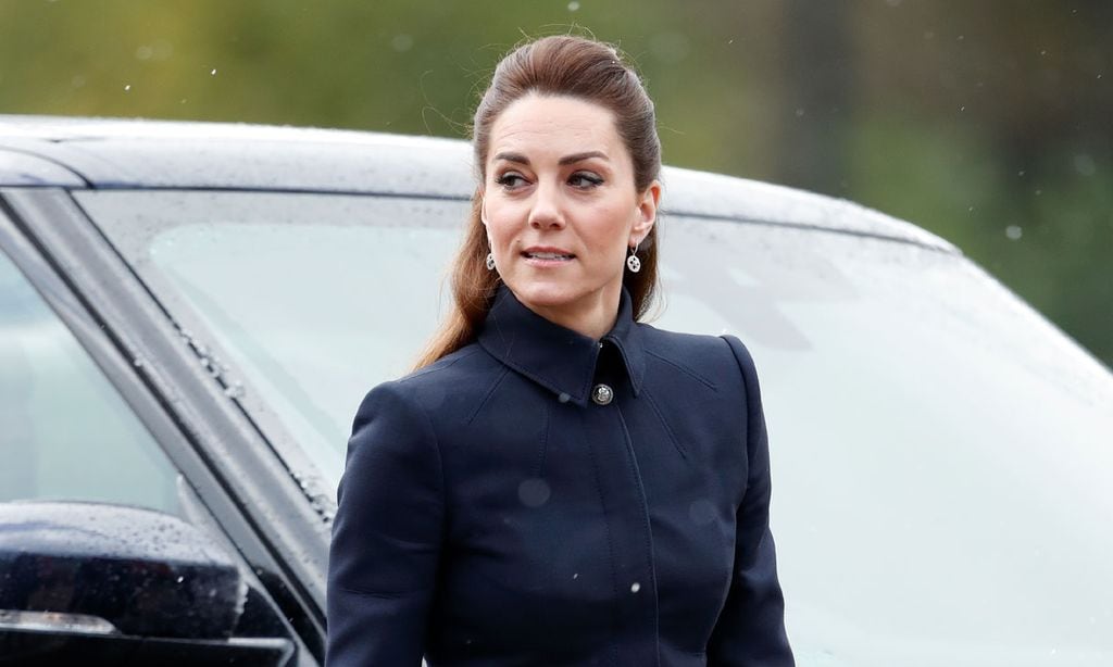 Kate Middleton vuelve a mandar un emotivo mensaje a través de su vestidor