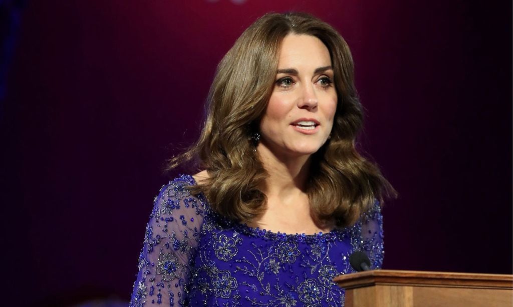 Kate Middleton vestido de fiesta azul