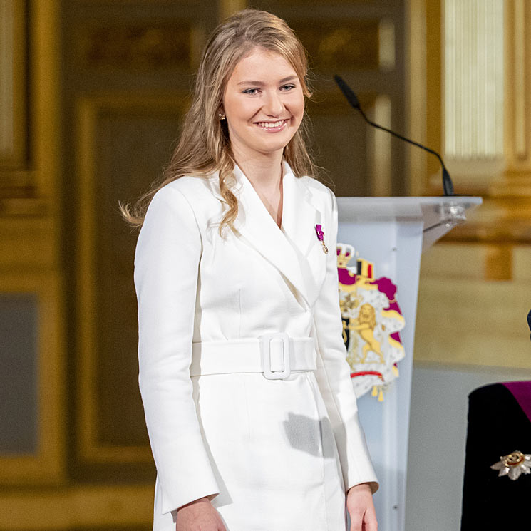 El último look de Elisabeth de Bélgica confirma que es tan adicta a Zara como nosotras