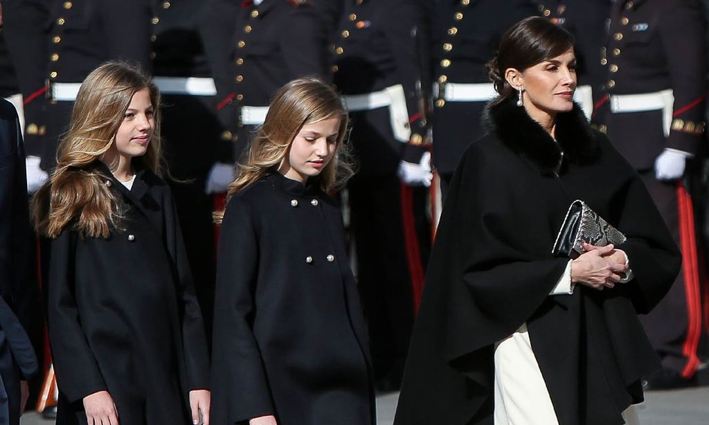 Reina Letizia con sus hijas