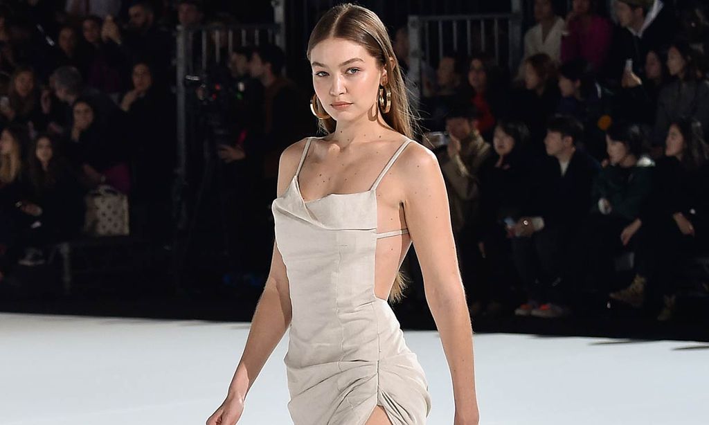 Gigi Hadid responde a sus 'haters' y revela que estaba embarazada cuando desfiló en febrero