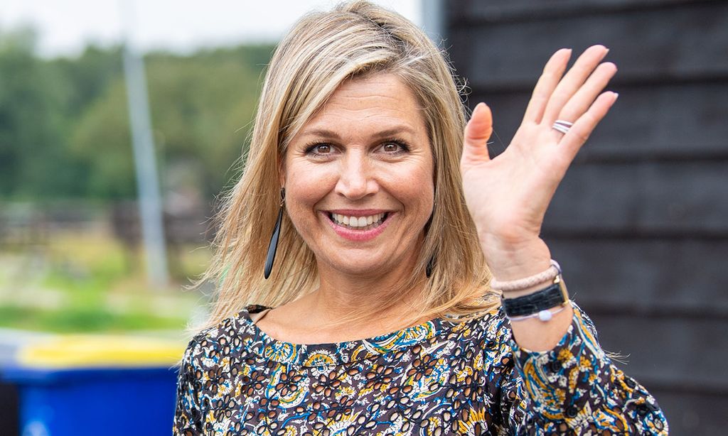 El vestido troquelado de Máxima de Holanda o cómo llevar transparencias y ser la más elegante