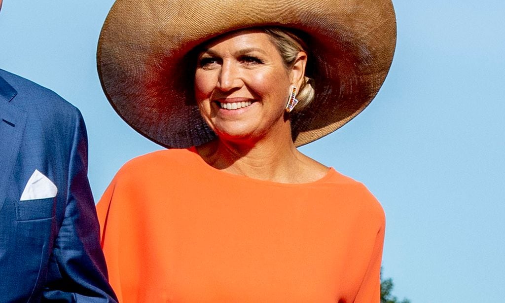 La última sorpresa estilística de Máxima de Holanda: el falso 'wrap dress'