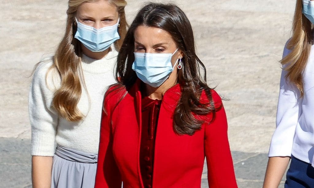 ¿Por qué el look de la reina Letizia en la Fiesta Nacional es un triple triunfo?
